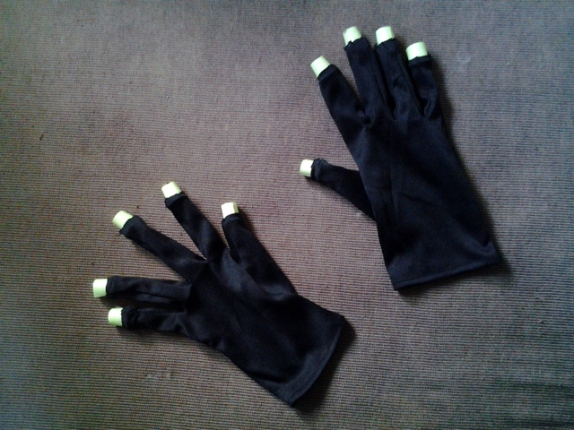 Tenthimble gloves